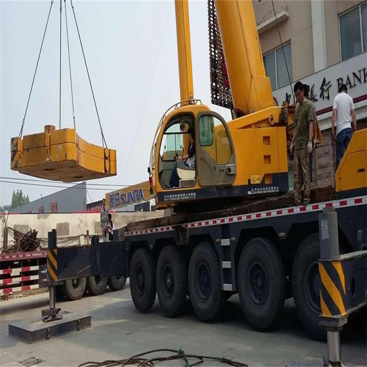 温州龙湾当地吊车出租|机器吊装|75吨|工厂搬迁服务